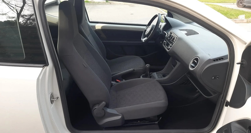 Volkswagen up! cena 21000 przebieg: 199000, rok produkcji 2015 z Wrocław małe 211